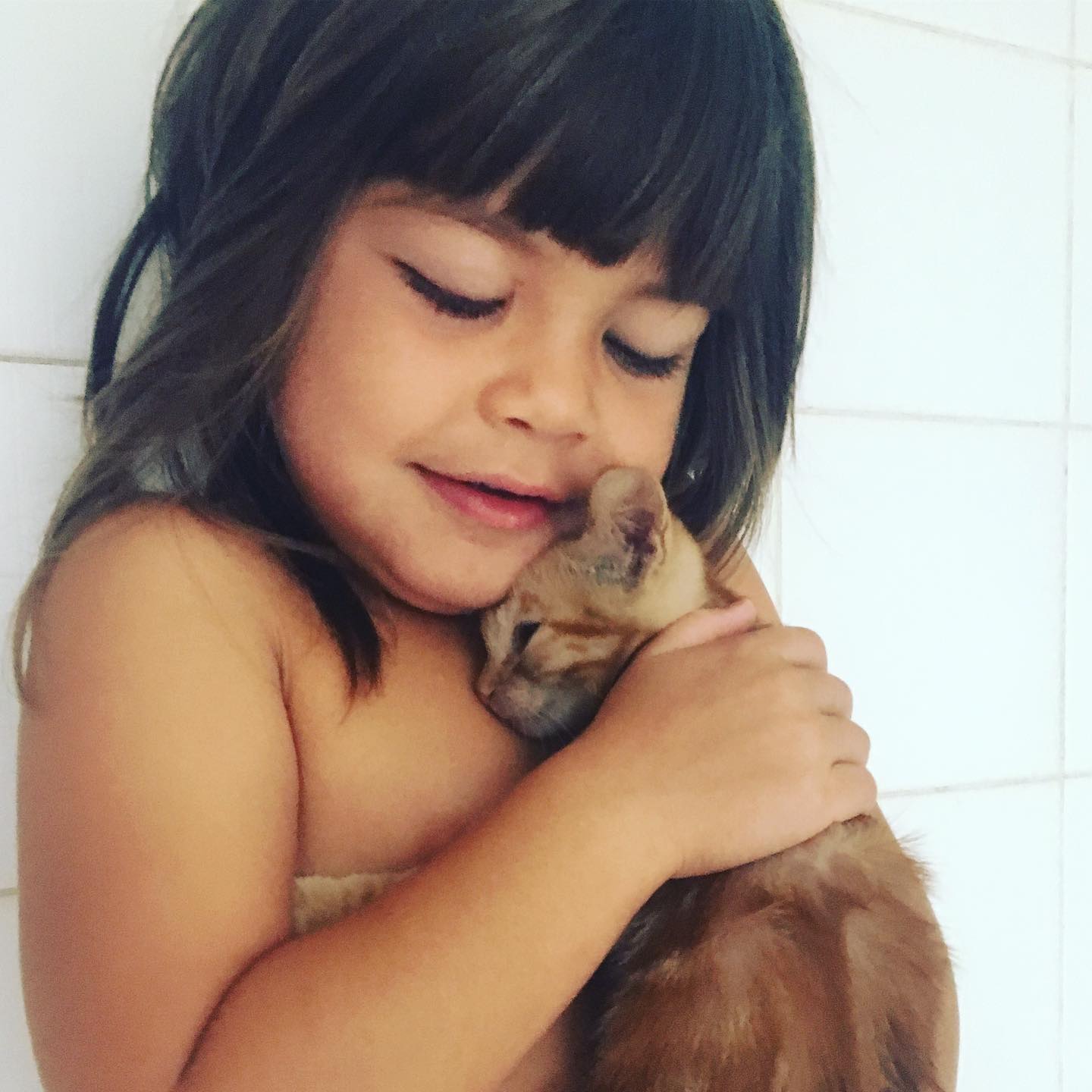 Instinto materno vs. palpites: Confiando em si mesma na maternidade